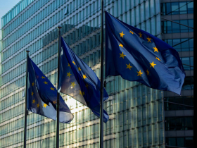 不轉型就拿不到錢！歐盟氣候政策促使東歐四國「被動」產業轉型，為何台灣供應鏈不能忽視？